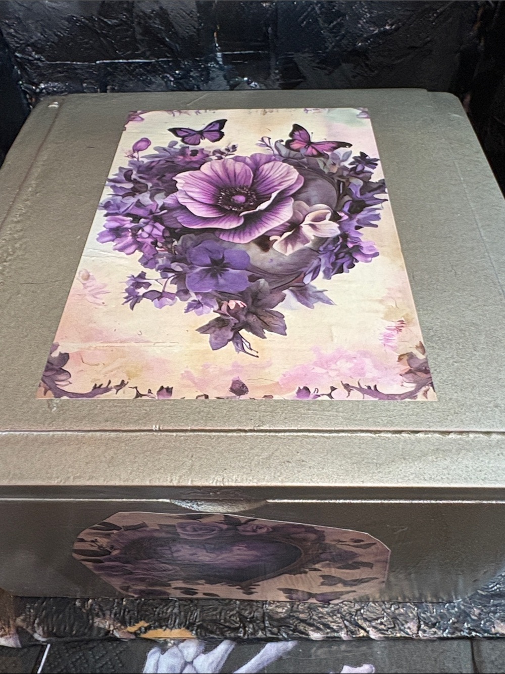 Mystery jewelry box